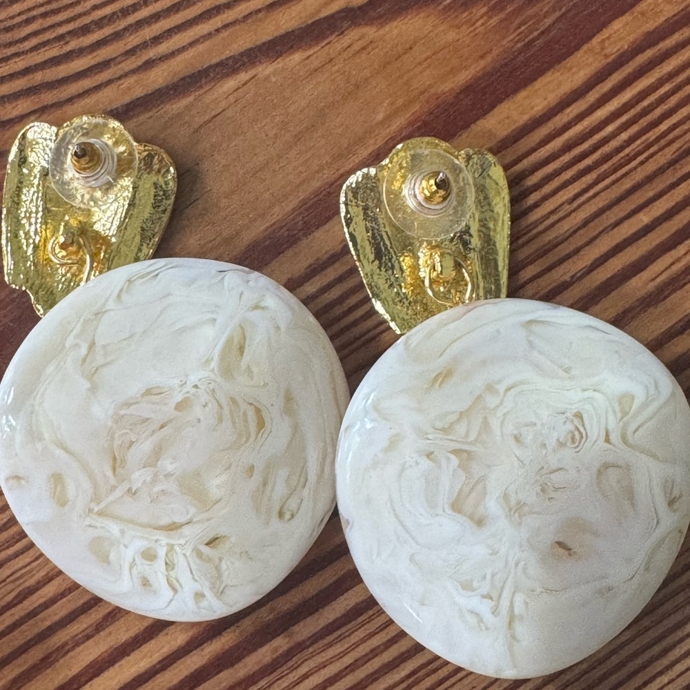 Mango Earrings, Gold Tone and Cream Polished Stone Post Drop. NWOT - Picture 6 of 6